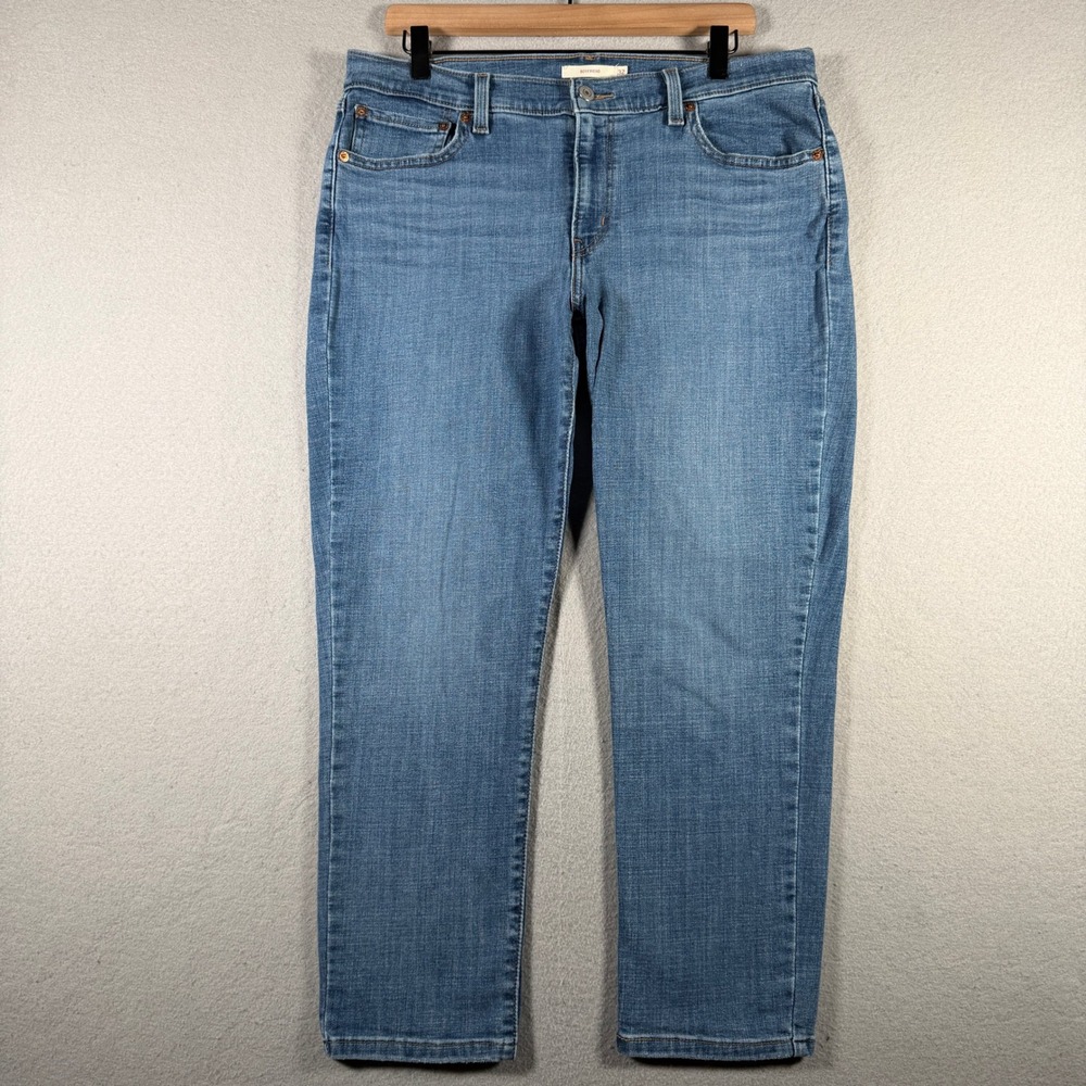 Levis Boyfriend Jeans Womens 32 Medium Wash Blue Relaxed Fit Denim Pants